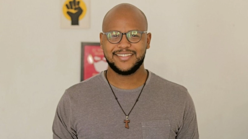 "O que está em jogo é a garantia de outras crenças", diz Jackson Augusto, o Afrocrente