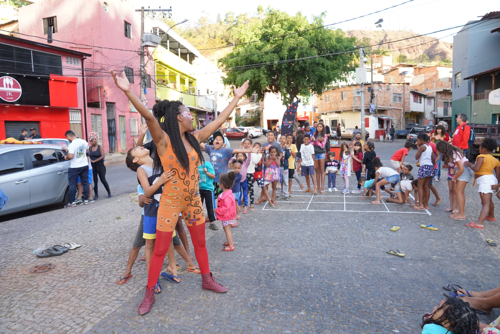 DIA DA MENTIRA (1º de abril) É DIA DE BRINCADEIRA EM BH COM O PROJETO MAKAMBA BRINCANTE!