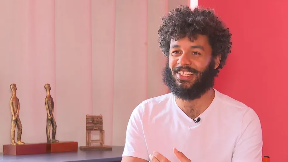 'É um filme que vem de periferia, com elenco negro,' diz diretor de 'Marte Um', indicado para disputar vaga no Oscar 2023