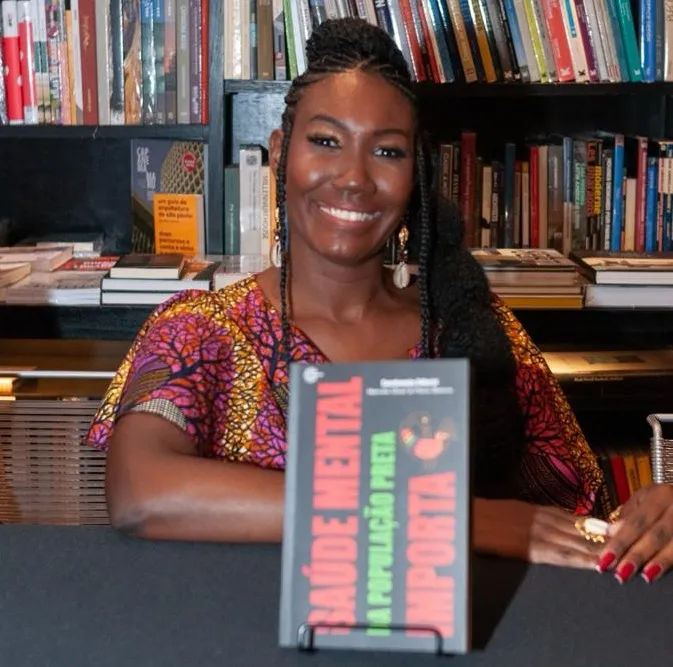 “A saúde mental do povo negro é negligenciada pelo sistema brasileiro”, alerta escritora Luiza Mandela