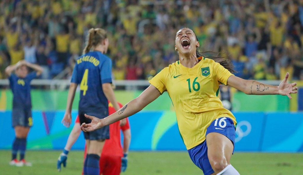 Futebol feminino: uma história de resistência e luta
