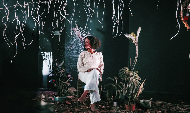 “Firmamento” - espetáculo sobre memórias, saudade e reencontros chega à Funarte MG