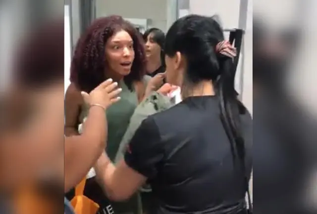 Renner demite funcionária que acusou injustamente mulher negra de furto no Rio